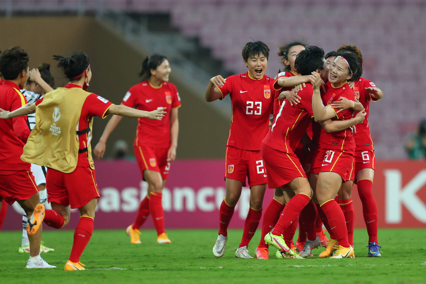 包含中国女足主力队员因伤缺席下一场比赛的词条 包含中国女足主力队员因伤缺席下一场比赛的词条