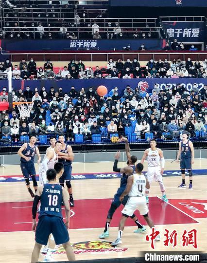 辽宁队翻盘天津队，易建联刷新纪录的简单介绍